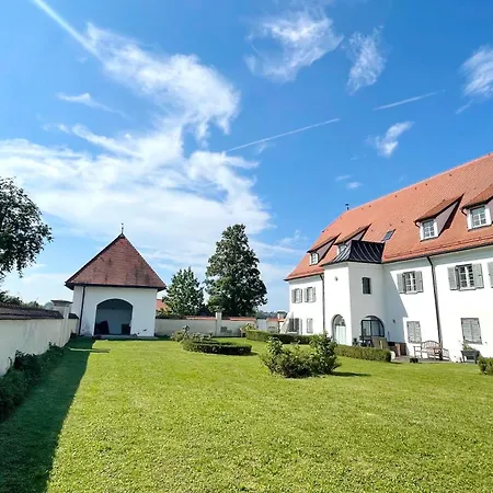 Апартаменты Schloss Winkl Грабенштетт