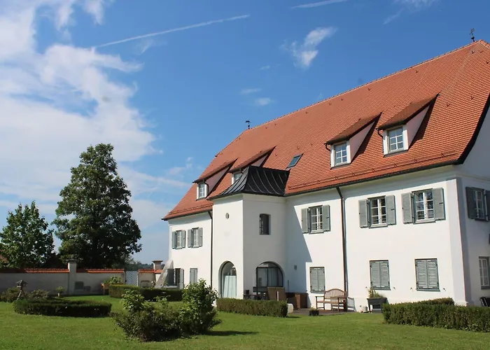 Schloss Winkl * Grabenstätt